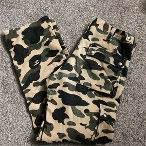 bape yellow cargo sz 31 x 32 corduroy
